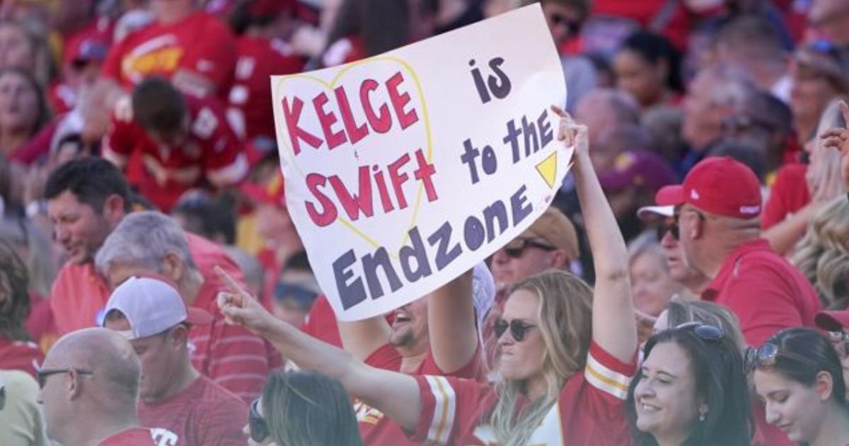 Taylor Swift And Travis Kelce